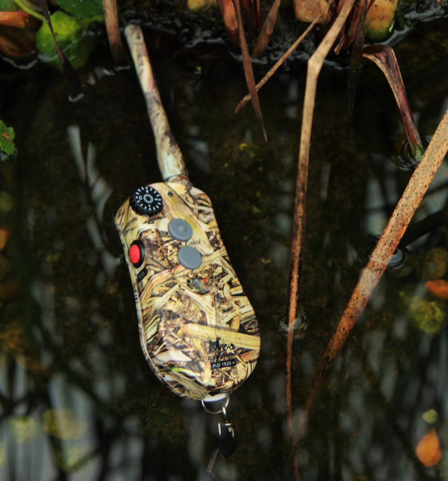 DT Systems H2O-1820 PLUS CoverUp CAMO Dog Remote Trainer