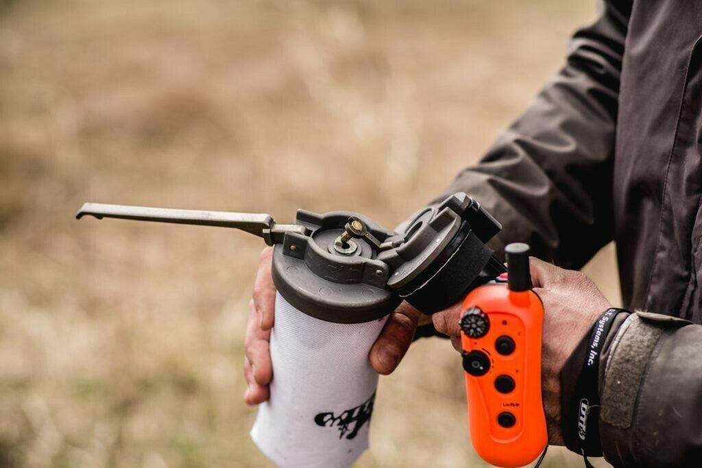 DT Systems Super Pro Dummy Launcher Dog Training Kit White