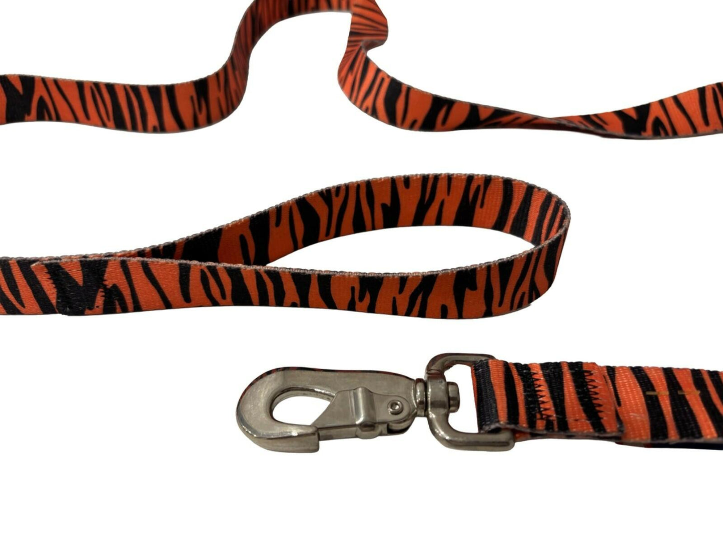 OmniPet Wild Ones Dog Leash – 1" x 6 ft – 4 prints
